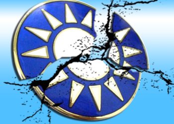 分崩離析中的百年大黨