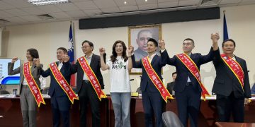 打破「只做一任」承諾　王忠銘要如何贏得第二次信任？